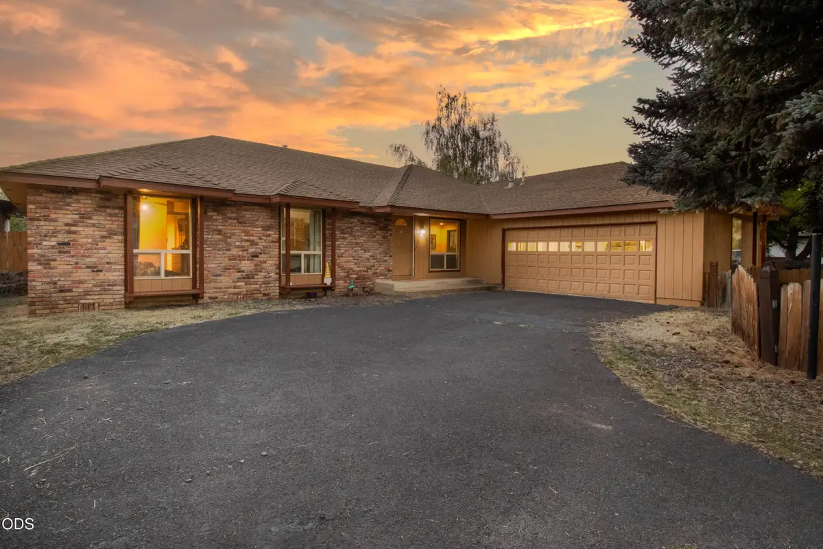 3904 Redondo Way, Klamath Falls, OR 97603 - #1