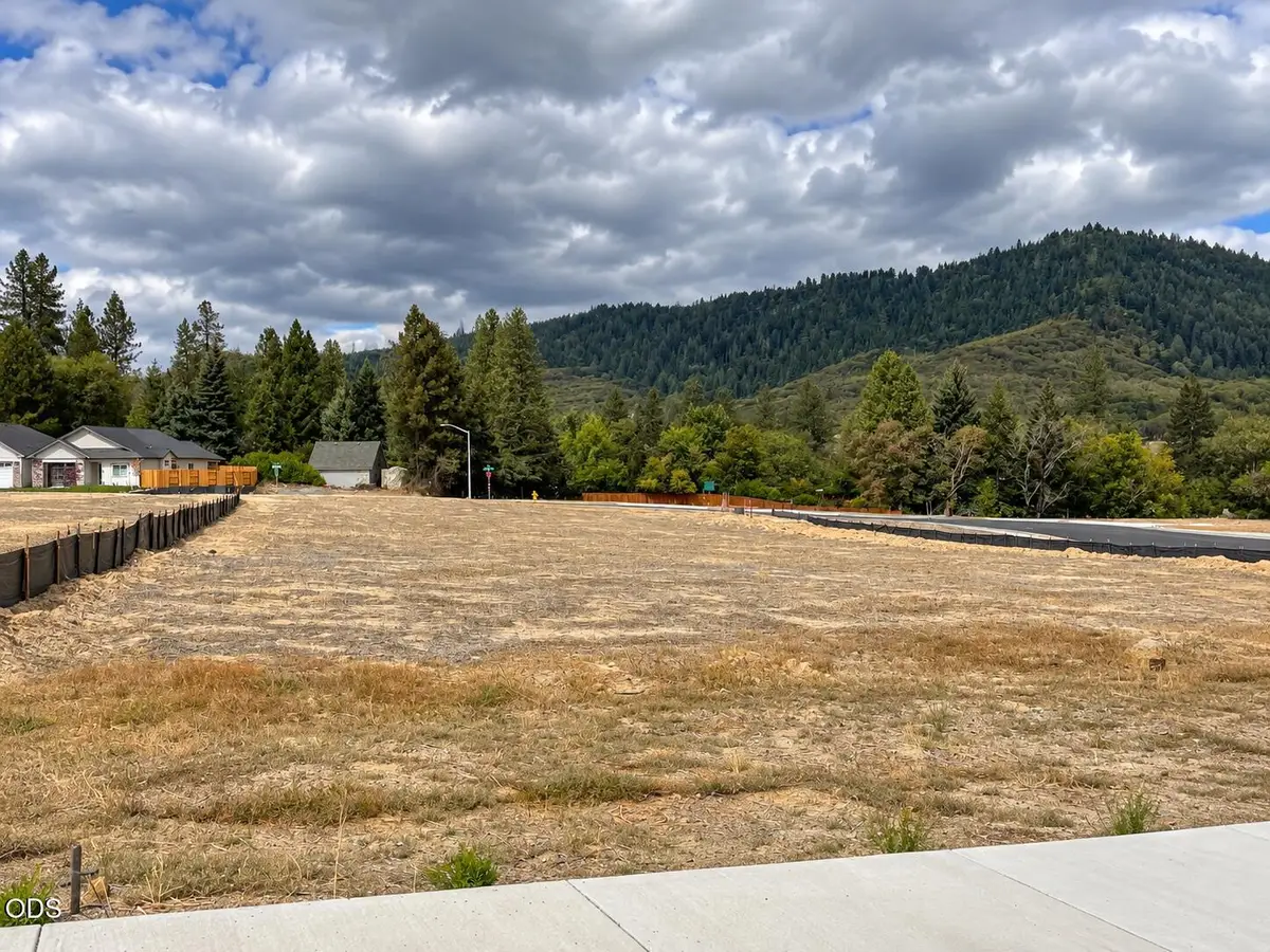 278 Hieglen Loop #Lot 23, Grants Pass, OR 97526 - #1