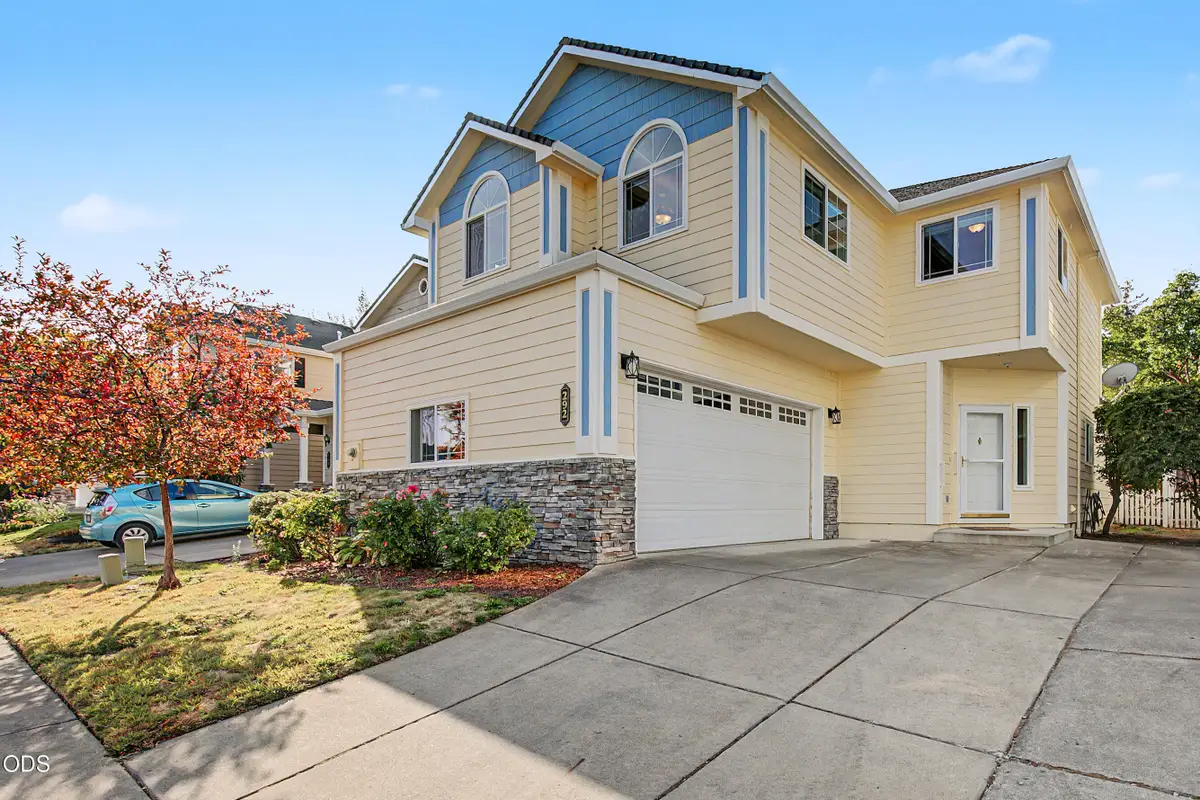 292 Meadow Drive, Ashland, OR 97520 - #1