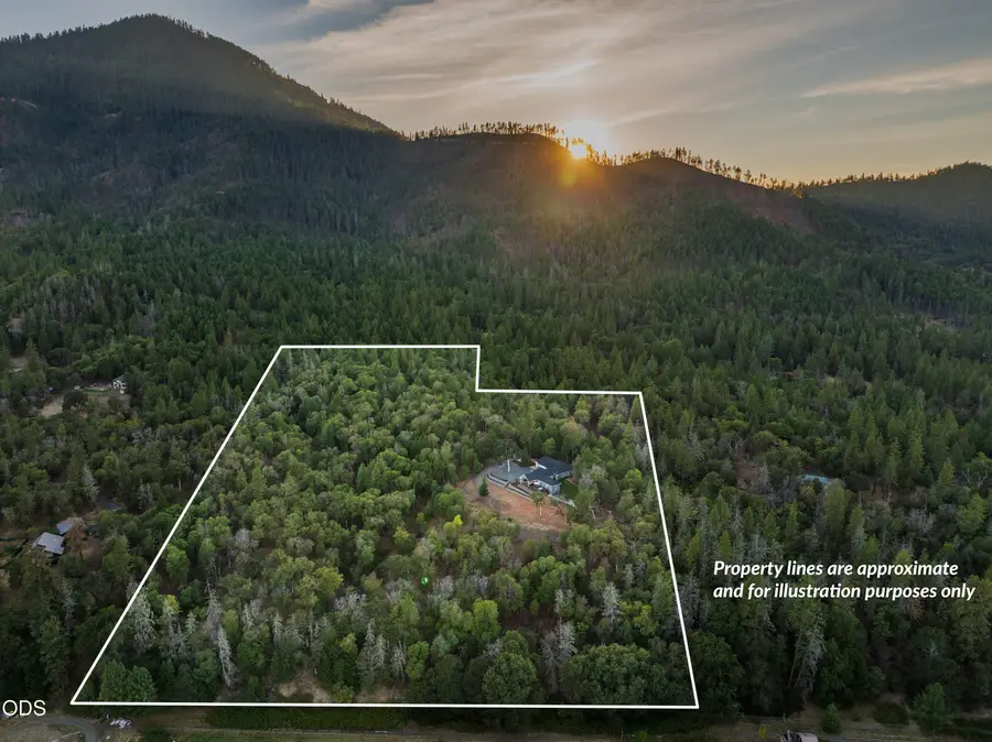 145 Lomas Road, Jacksonville, OR 97530 - #3