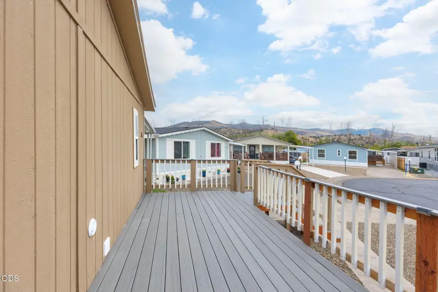 4729 S Pacific Highway #35, Phoenix, OR 97535 - #3