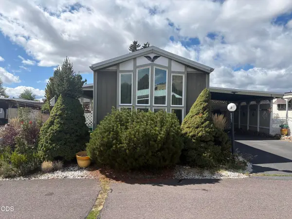 1622 Madison Street #APT 3, Klamath Falls, OR 97603