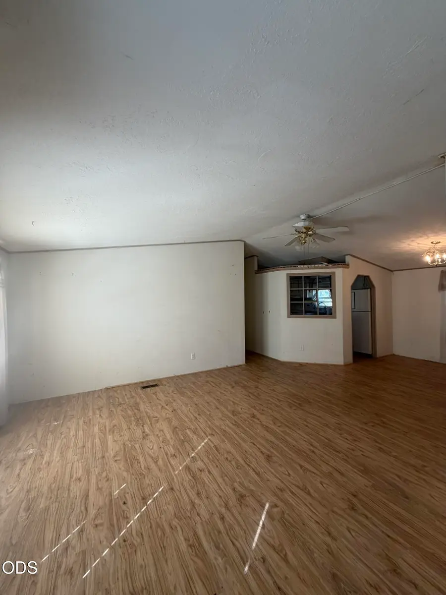 494 5th Street, Metolius, OR 97741 - #3