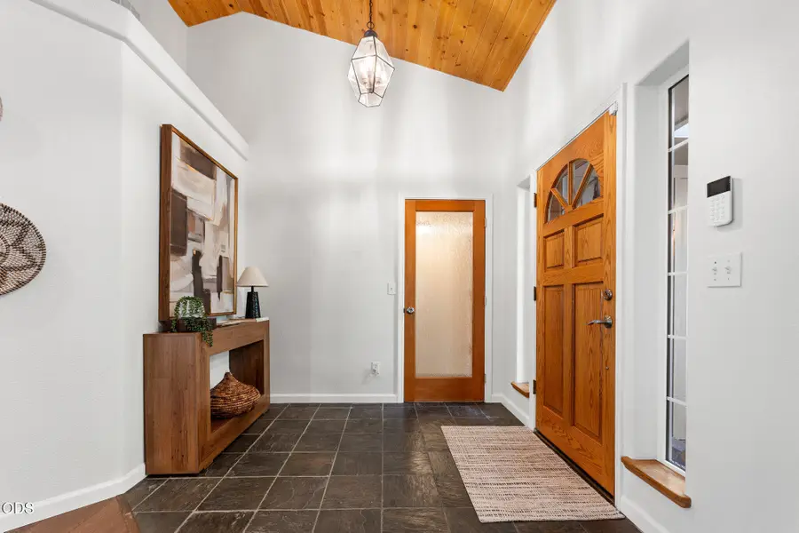 1144 Colonial Drive, Grants Pass, OR 97526 - #3