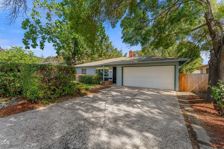 455 NE 11th Street, Grants Pass, OR 97526 - #2