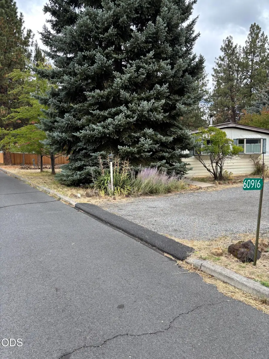 60916 Ashford Drive, Bend, OR 97702 - #3