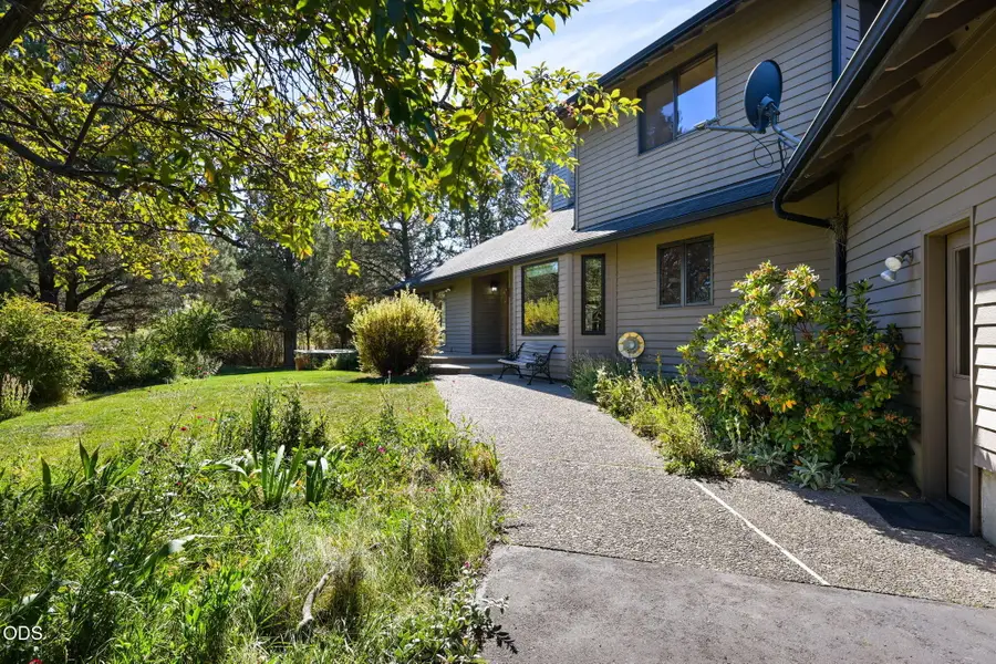 61330 Larsen Road, Bend, OR 97702 - #3