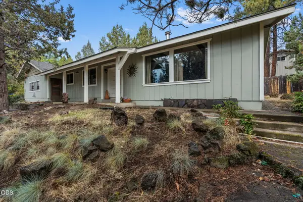 61180 Tapadera Street, Bend, OR 97702