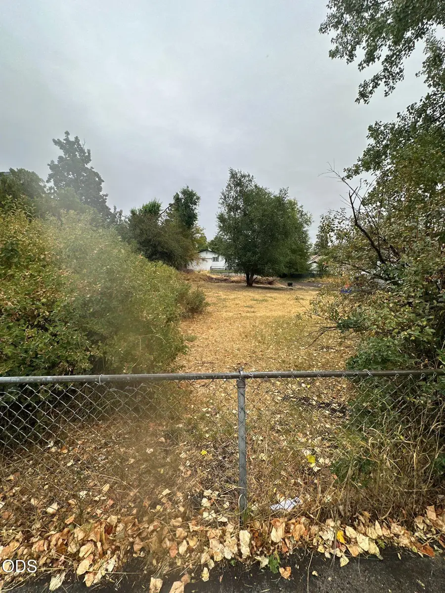 0 Oregon Avenue, Klamath Falls, OR 97601 - #3