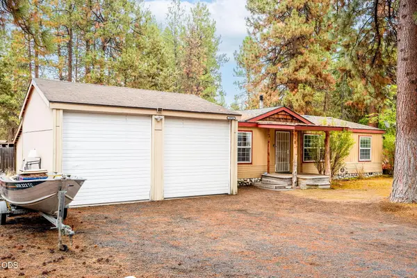 19724 Volare Lane, Bend, OR 97702