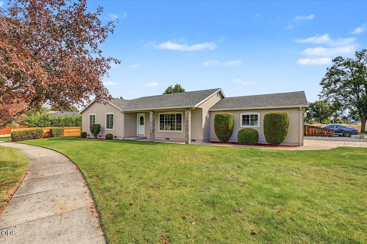 1911 Layla Drive, Medford, OR 97501 - #1