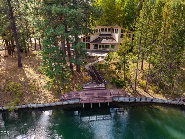 56222 Solar Drive, Bend, OR 97707