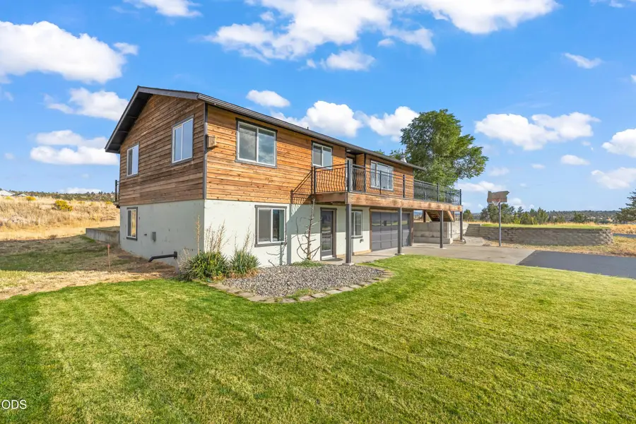 791 SE Grizzly Road, Madras, OR 97741 - #2
