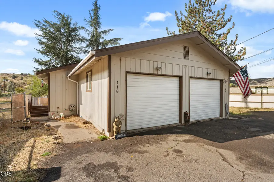 118 Nevada Street, Klamath Falls, OR 97601 - #2