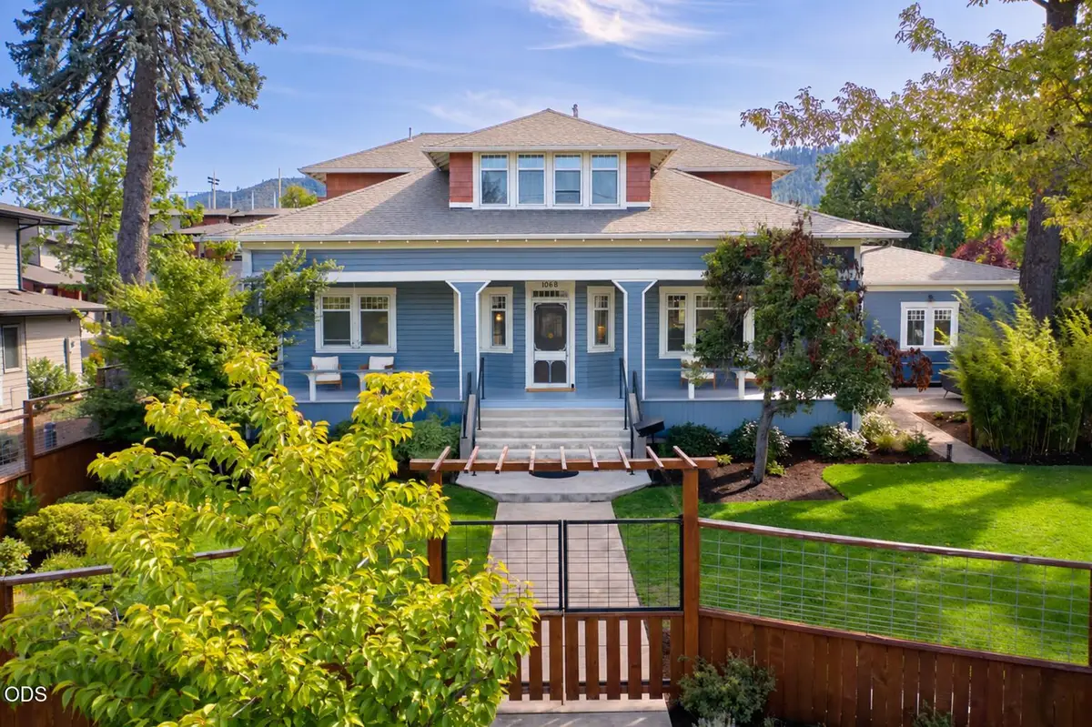 1068 E Main Street, Ashland, OR 97520 - #1