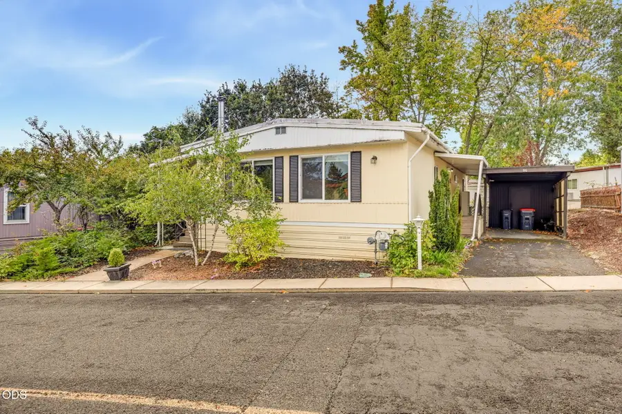 1055 N 5th Street #UNIT 86, Jacksonville, OR 97530 - #3