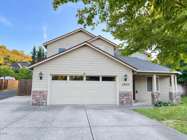 1501 Summitridge Circle, Medford, OR 97504