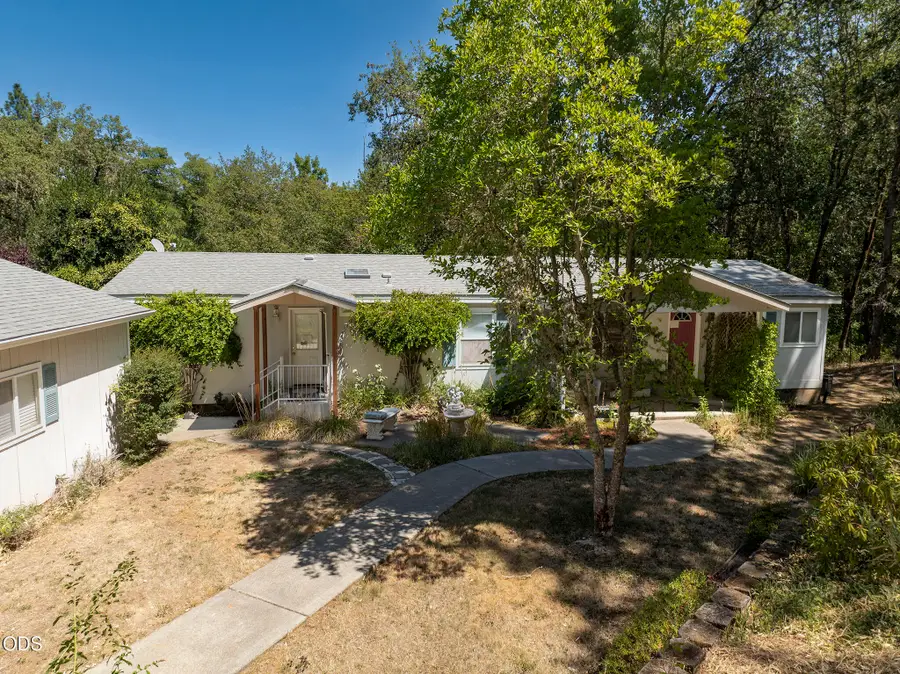 5195 Riverbanks Road, Grants Pass, OR 97527 - #3