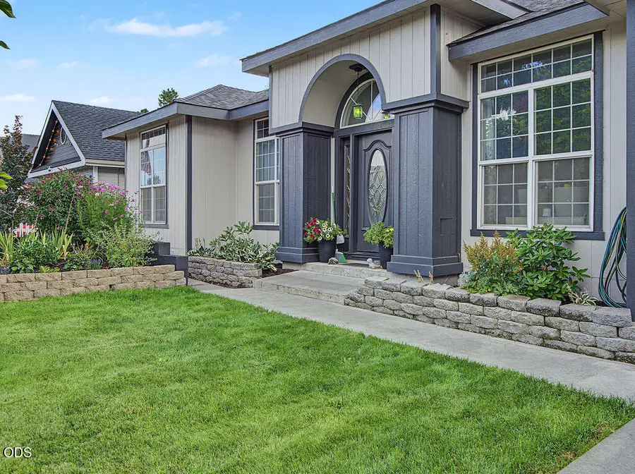 5122 Villa Drive Se, Klamath Falls, OR 97603 - #2