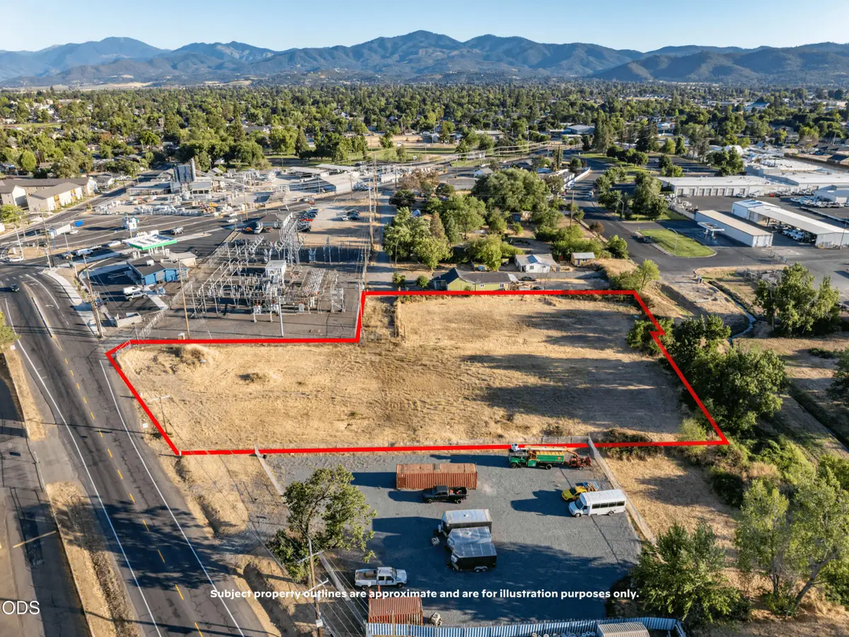 1185 Sage Road, Medford, OR 97501 - #1