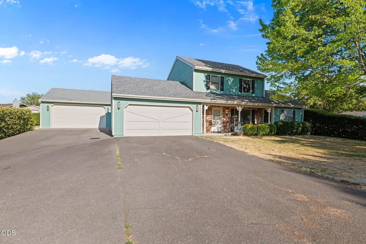 129 Mace Road, Medford, OR 97501 - #1