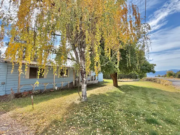 3592 E Lake Avenue, Chiloquin, OR 97624