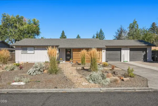 1648 NE Pheasant Lane, Bend, OR 97701