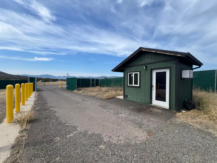 12202 Antioch Road, White City, OR 97503 - #2