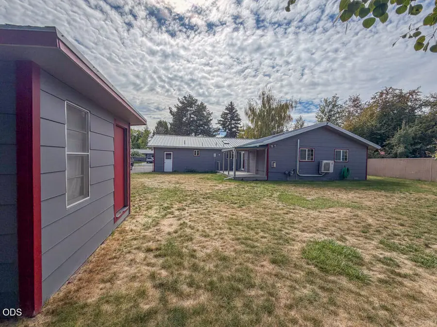 5807 Southgate Drive, Klamath Falls, OR 97603 - #3