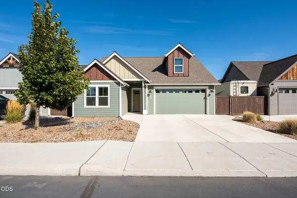 4270 SW 43rd Street, Redmond, OR 97756