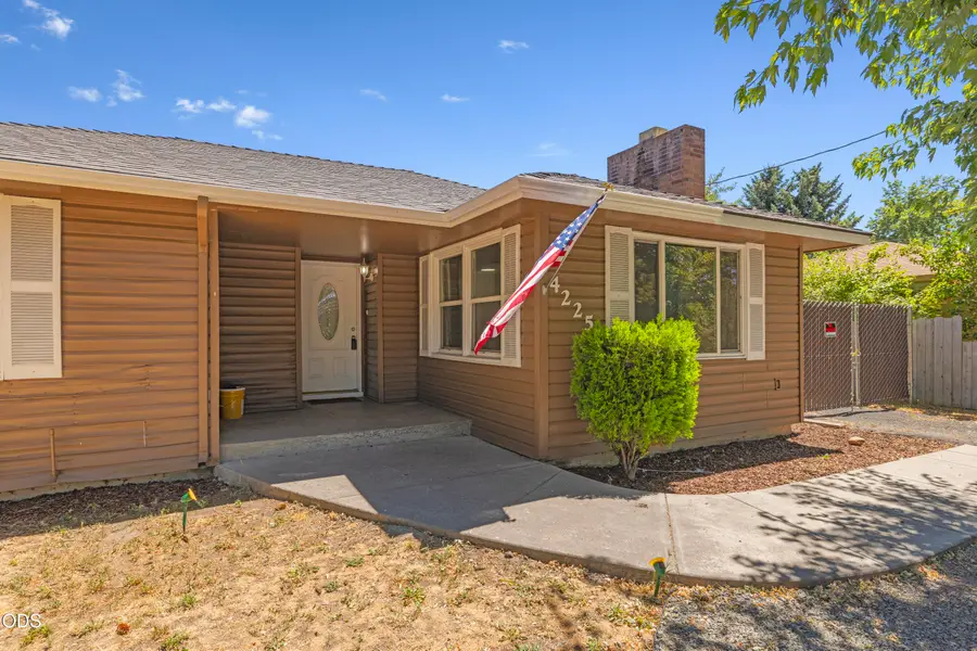 4225 Summers Lane, Klamath Falls, OR 97603 - #3
