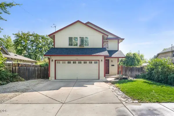 719 Newtown Street, Medford, OR 97501