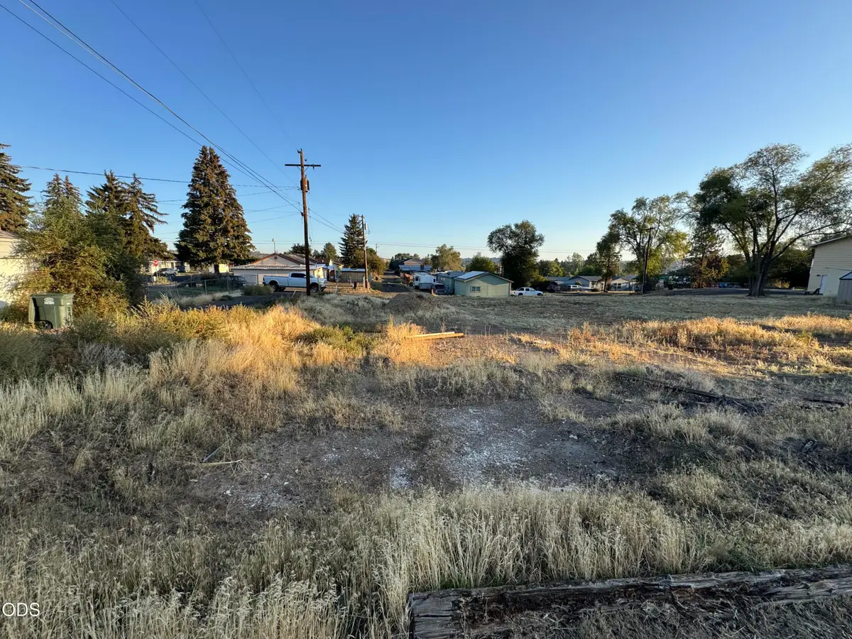 5300 SE I Street #Parcel 2, Madras, OR 97741 - #1
