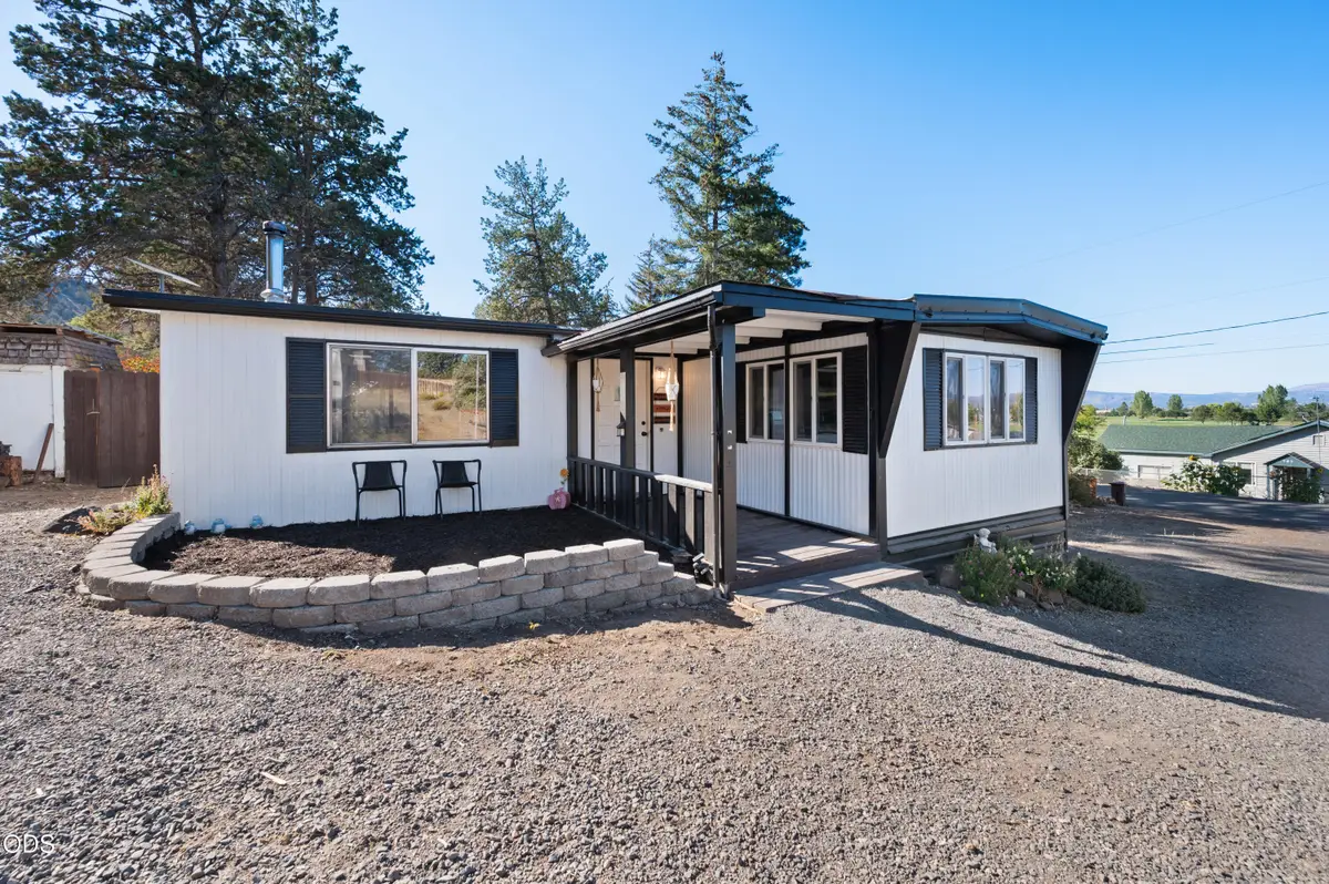 996 SW Crestview Road, Prineville, OR 97754 - #1