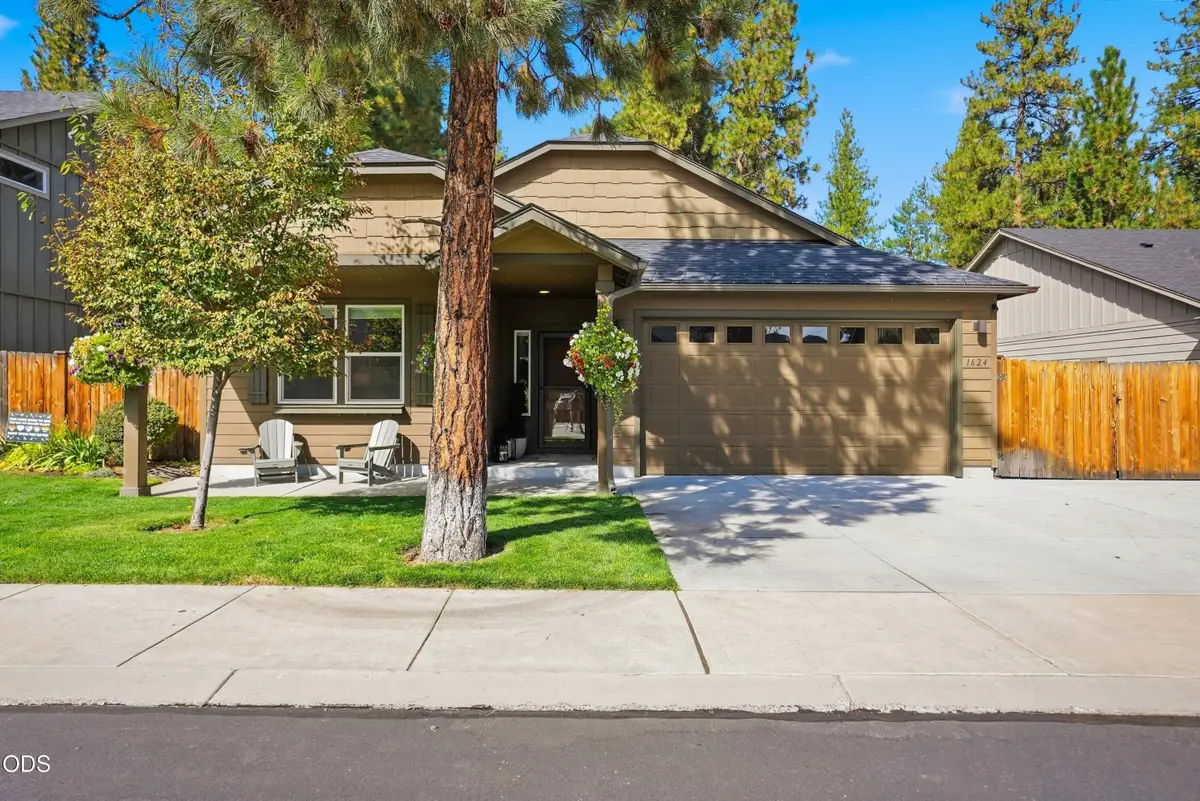 1624 W Williamson Avenue, Sisters, OR 97759 - #1
