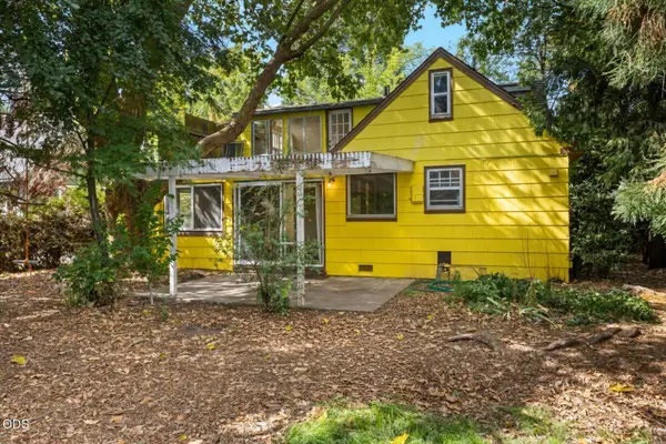 111 Elm Street, Medford, OR 97501