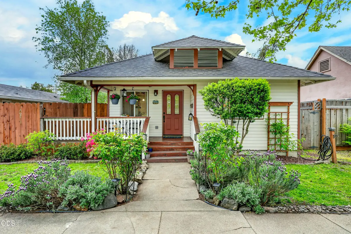 1117 W 9th Street, Medford, OR 97501 - #1