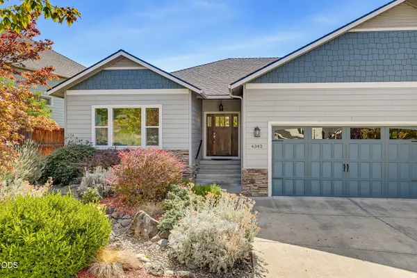 4342 Vista Pointe Drive, Medford, OR 97504