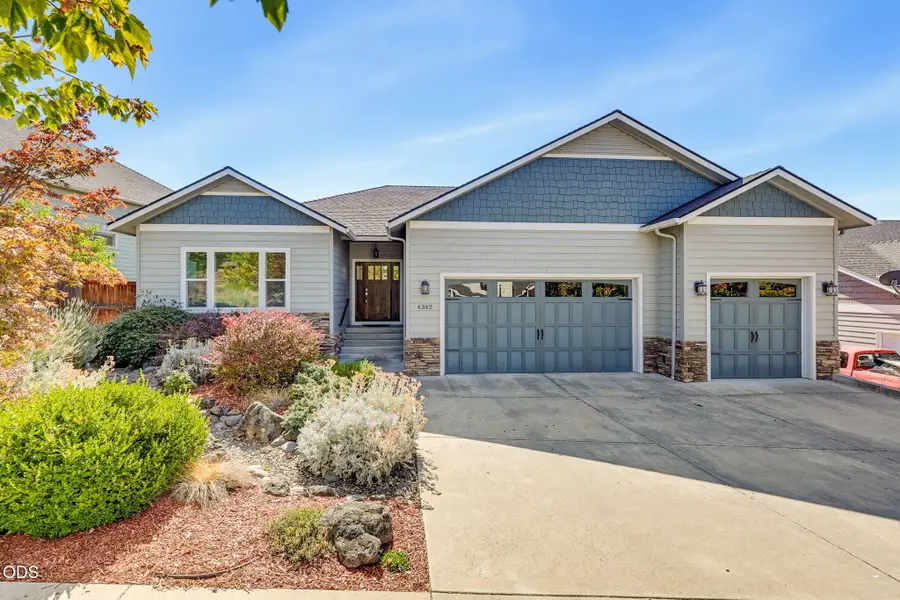 4342 Vista Pointe Drive, Medford, OR 97504 - #2
