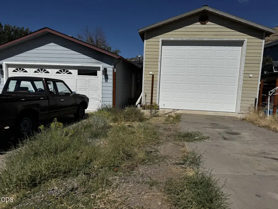 5947 Springcrest Way, Klamath Falls, OR 97603 - #2