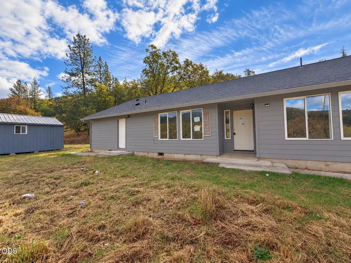 1780 Wards Creek Road, Rogue River, OR 97537 - #1
