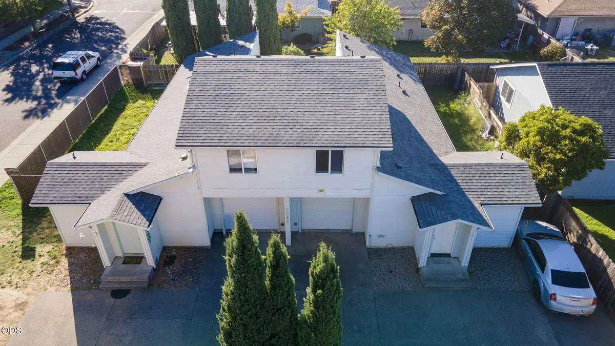1086 Rainwood Lane, Grants Pass, OR 97527 - #1