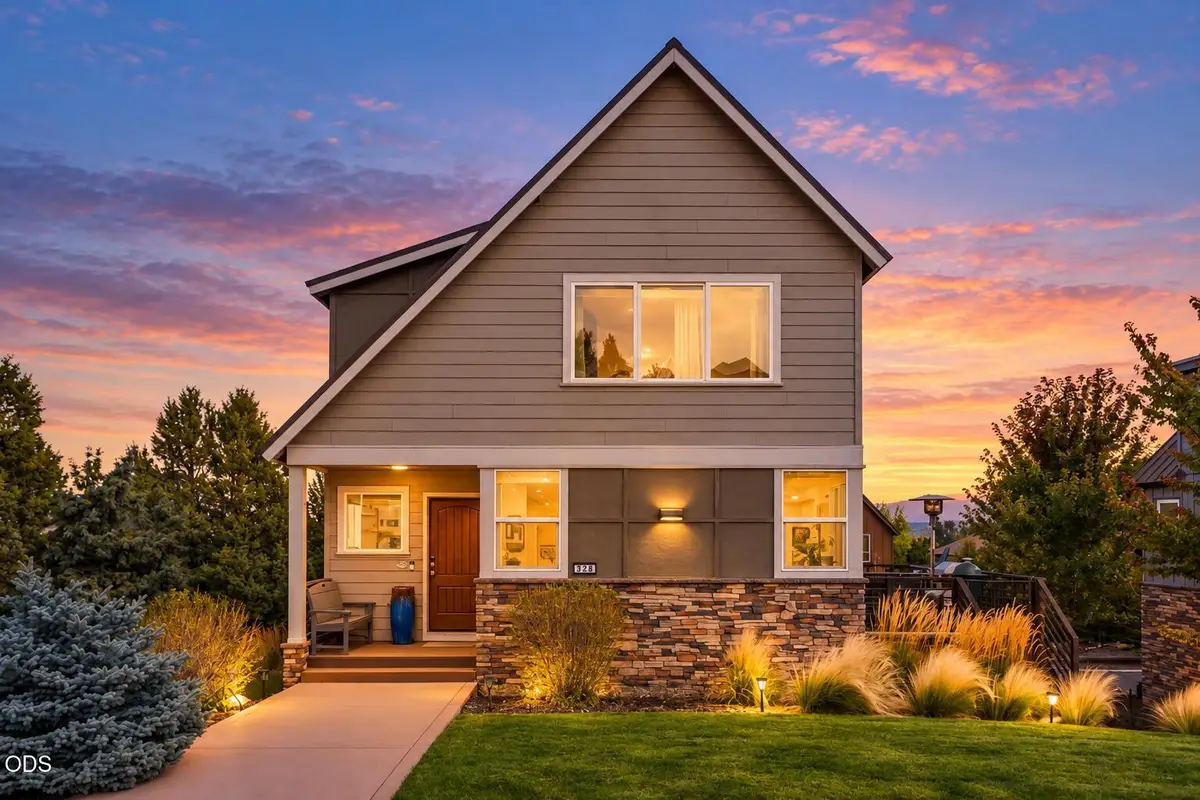 328 Parks Loop, Redmond, OR 97756 - #1