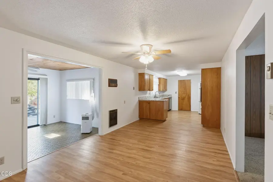 203 S Rose Street, Phoenix, OR 97535 - #2