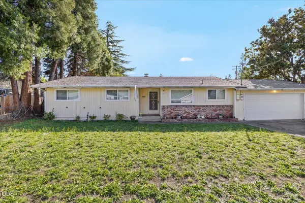 723 SW Cypress Street, Grants Pass, OR 97526