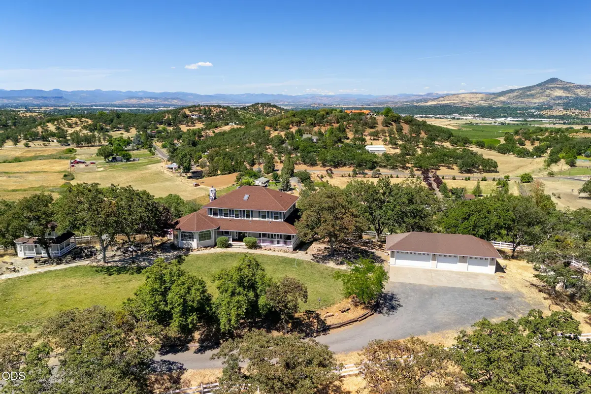 5311 Pioneer Road, Medford, OR 97501 - #1
