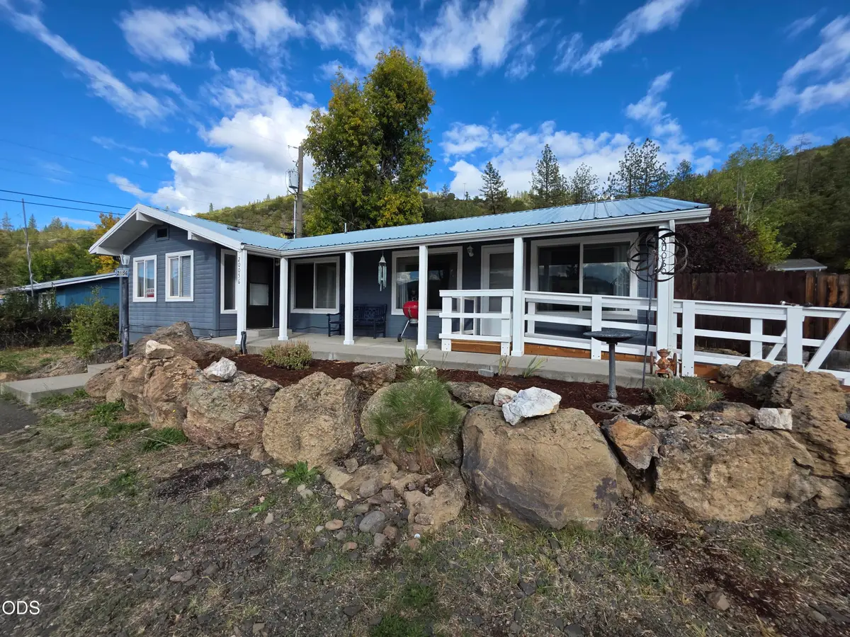 20060 Highway 62, Shady Cove, OR 97539 - #1