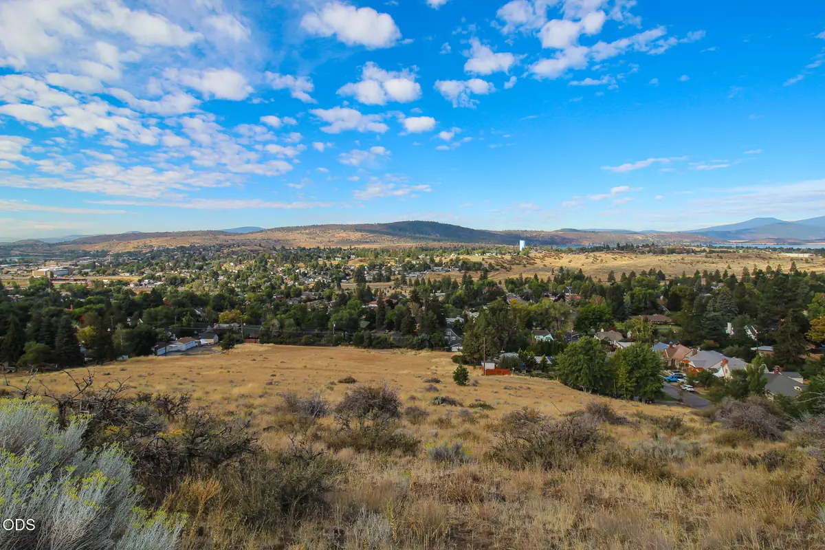 Hillside Avenue #R187611, Klamath Falls, OR 97601 - #1