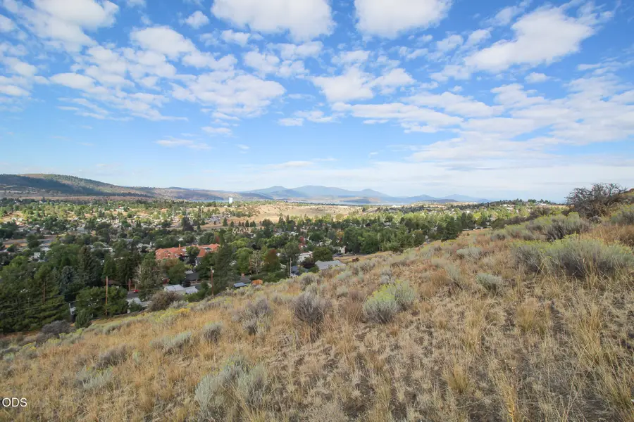 Hillside Avenue, Klamath Falls, OR 97601 - #3