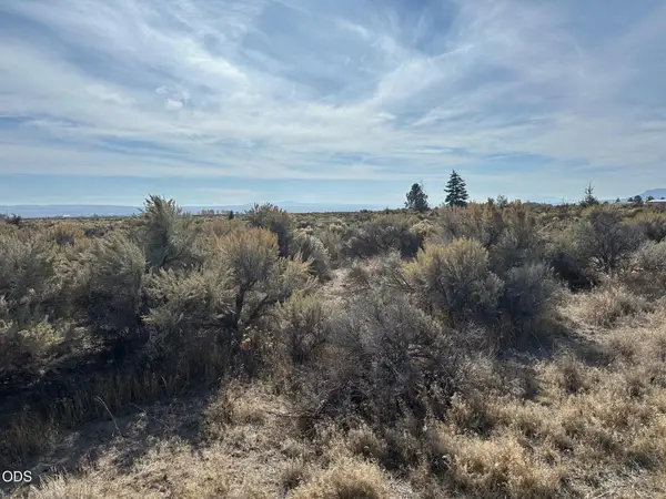 0 Christmas Valley (apn:5771) Highway, Christmas Valley, OR 97641